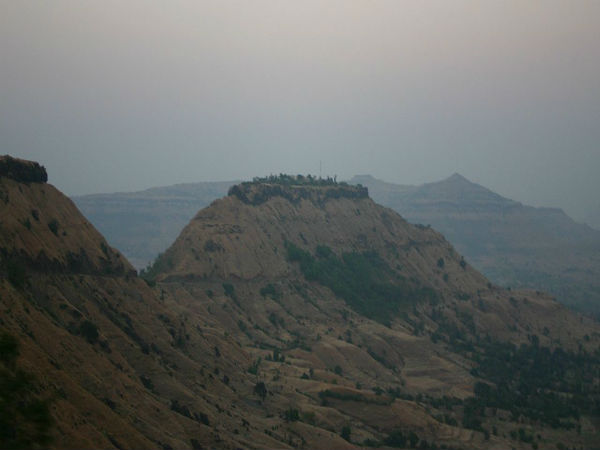 4. Sajjangad