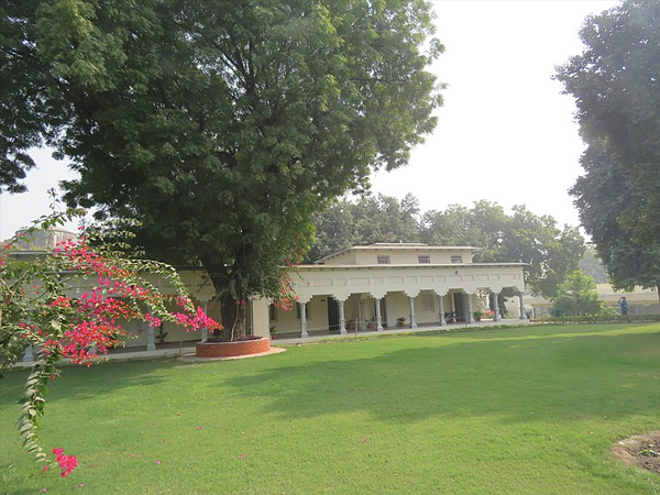 2. Swaraj Bhavan