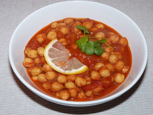 2. Chole Bature