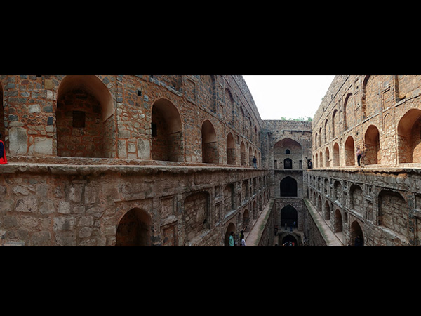 5. Agrasen Ki Baoli