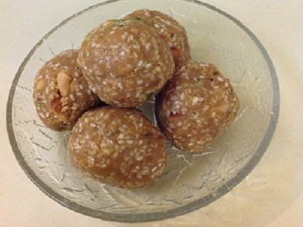 Makara Sankranti, Maharashtra