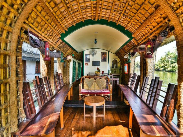 4. For A Romantic Dinner On Houseboat In Kumarakom