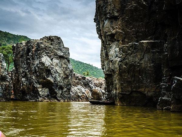 3. Hogenakkal