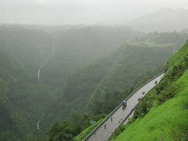 Pune to surat