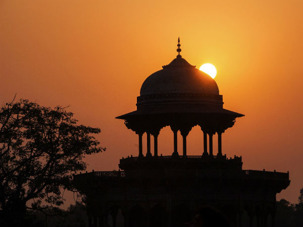 4. Agra