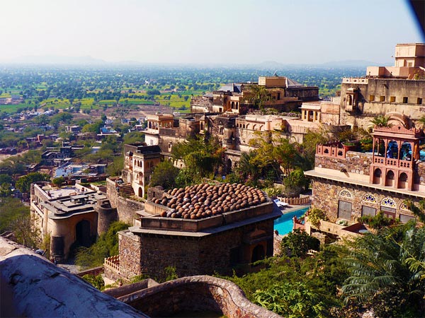 1. Neemrana