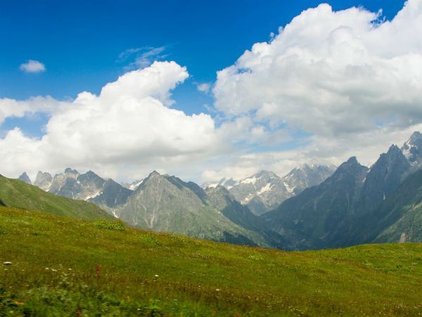 6. Dzukou Valley