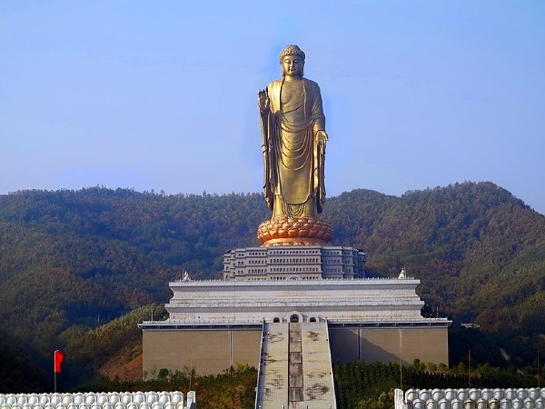 Spring Temple Buddha, China (128 m)