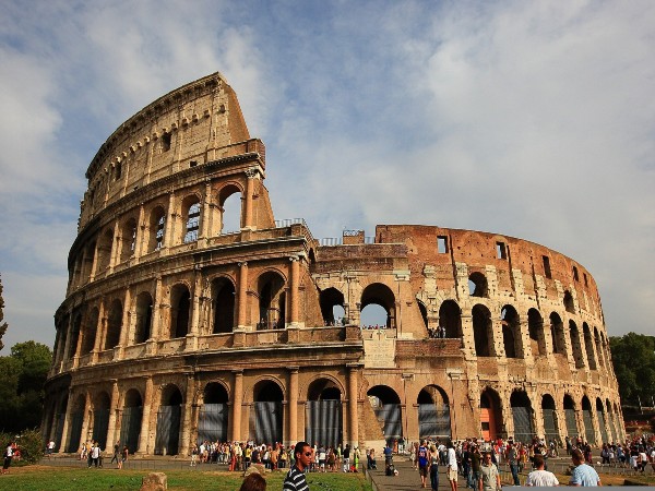 2) A nation that has a large number of UNESCO World Heritage Sites: