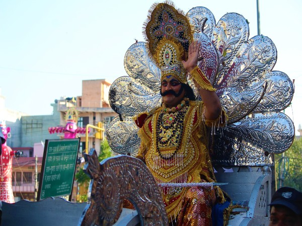 3) Dussehra (October 5):