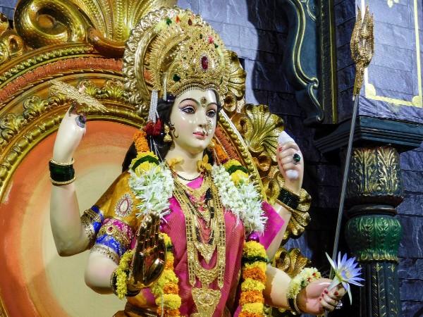 1) Navratri (September 26 to October 5):