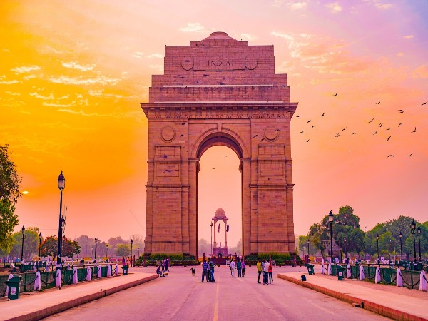 1) Delhi:
