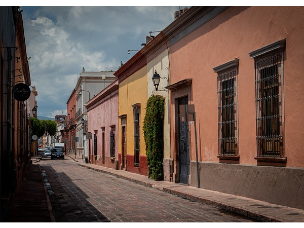 Explore an Ancient Pyramid in Queretaro: El Cerrito