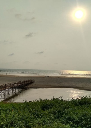 Let's Head To Mandrem In Goa For An Intoxicating Travelling Experience!