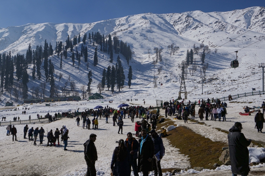 Gulmarg Ski Resort Pics after snowfall