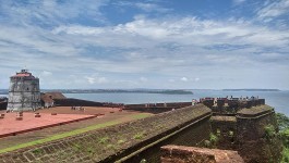 अगौड़ा का किला