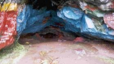 మచ్చీంద్రనాద్ గుహ