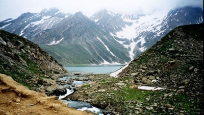 ஷேஷ்நாக் ஏரி