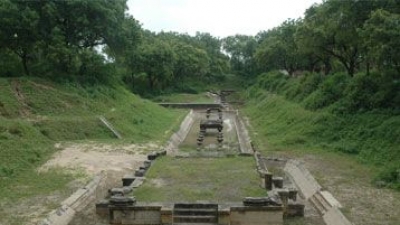 పటాన్ సహస్రలింగ తలవ్