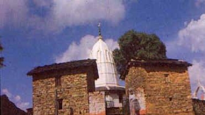 मोस्तमनु मंदिर