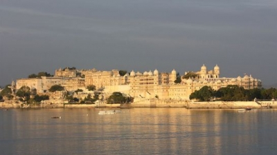 फतेह प्रकाश पैलेस