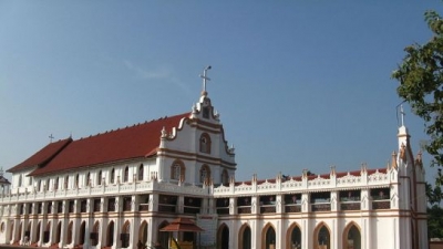 ఎదతు చర్చ్