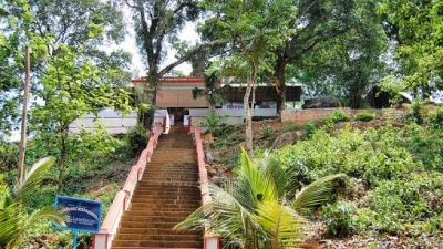 கல்லில் தேவி கோயில்