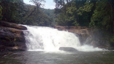 Thommankuthu Falls