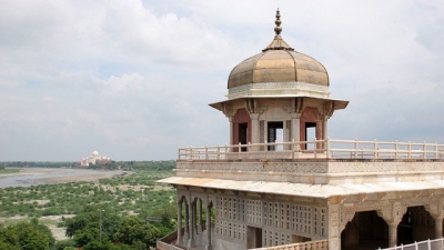 मुसम्मन बुर्ज