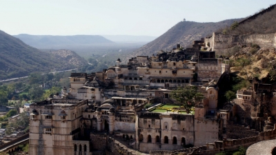 తారాఘర్ కోట