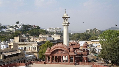 ಭೀಮ್ ಬುರ್ಜ್ ಮತ್ತು ಗರ್ಭಾ ಗುಂಜನ್