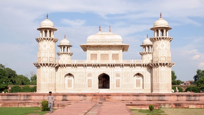 Itmad-ud-Daulah Tomb