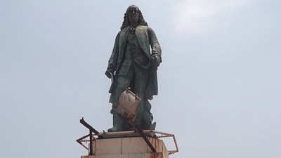 സ്റ്റാച്യു ഓഫ്‌ ഡ്യുപ്ലെക്‌സ്‌