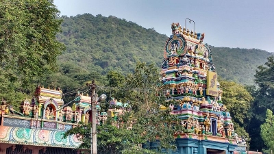 Pazhamudircholai