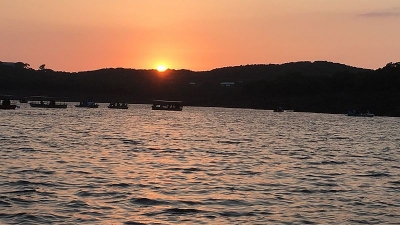 ಮುಂಬೈ ಪಾಯಿಂಟ್ / ಸನ್ಸೆಟ್ ಪಾಯಿಂಟ್