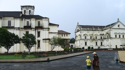 സെന്റ് ഫ്രാന്‍സിസ് ഓഫ് അസീസി ചര്‍ച്ച് ആന്‍ഡ് കോണ്‍വെന്റ്