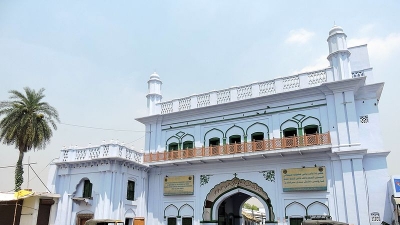 ब्रास में नाबिस के मकबरे