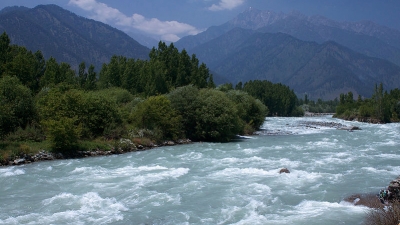 निलागर्द नदी