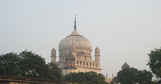 Bahu Begum Ka Maqbara - Faizabad | Bahu Begum Ka Maqbara Photos