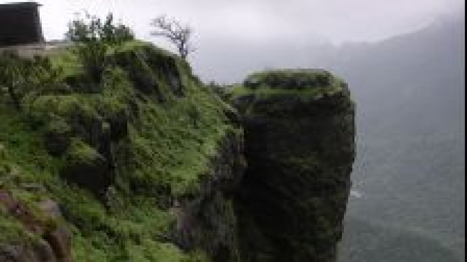 Matheran Photos, Pictures of Famous Tourist Places and Attractions