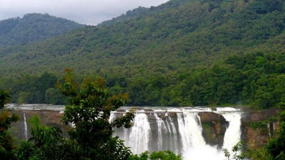 Athirappilly Waterfalls Athirapally Athirappilly ... Athirappilly Waterfa