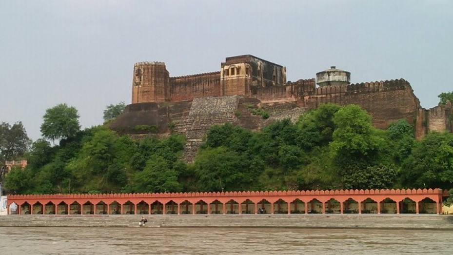 Akhnoor Fort Jammu Akhnoor Fort Photos, Sightseeing