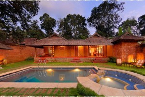 Private Cottage with Pool Private Cottage with Pool