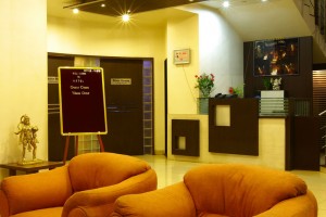 Waman's Hotel Orient Crown