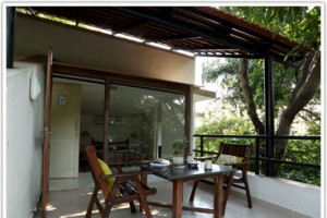 Attached dining option Attached dining option