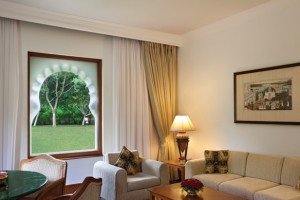 Suite_living_room Suite_living_room