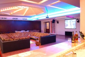The lounge discothque The lounge discothque