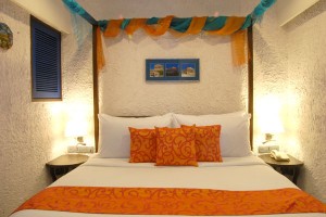 Luxurious Bed Luxurious Bed