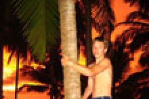 Climbing coconut