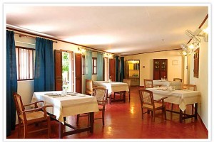 Accommodation Accommodation